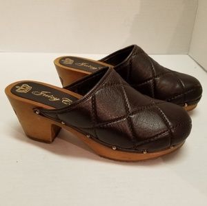 JUICY COUTURE Quilted Mule Clog Brown 8.5